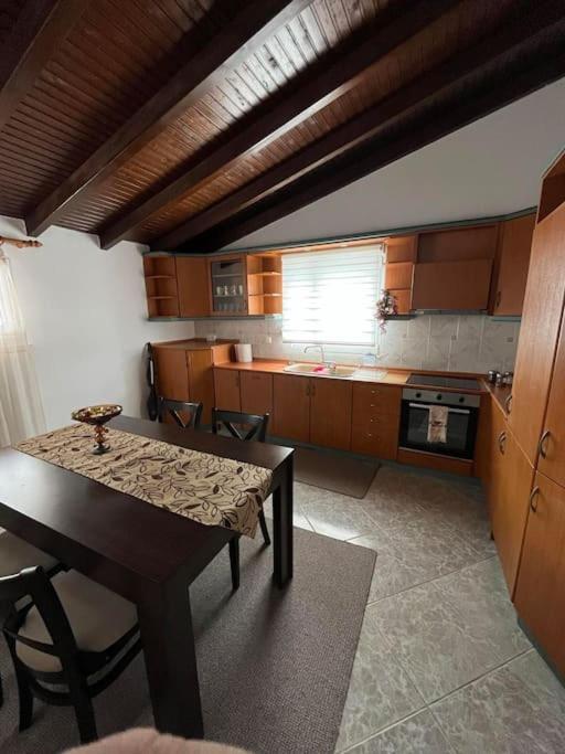 The Penthouse Kastoriaアパートメント エクステリア 写真
